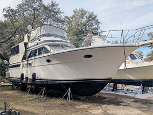 48' CALIFORNIAN 1989 4806 AFT CABIN