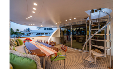 2011 HARGRAVE CUSTOM YACHTS Tri-deck - photo 7