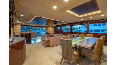 2011 HARGRAVE CUSTOM YACHTS Tri-deck - photo 10