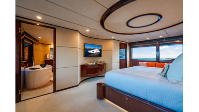 2011 HARGRAVE CUSTOM YACHTS Tri-deck - photo 14
