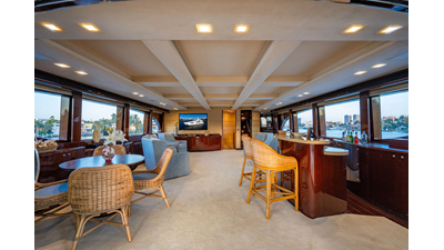 2011 HARGRAVE CUSTOM YACHTS Tri-deck - photo 21