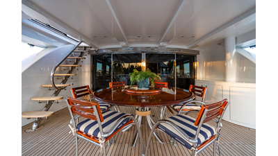 2011 HARGRAVE CUSTOM YACHTS Tri-deck - photo 22