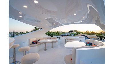 2011 HARGRAVE CUSTOM YACHTS Tri-deck - photo 27