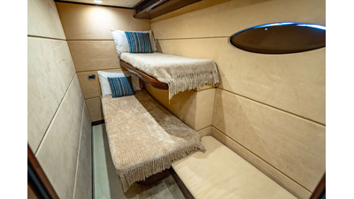 2011 HARGRAVE CUSTOM YACHTS Tri-deck - photo 33