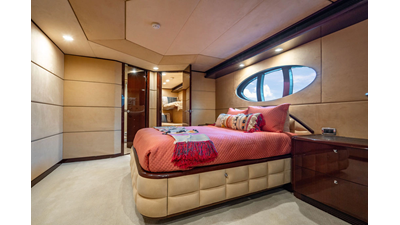 2011 HARGRAVE CUSTOM YACHTS Tri-deck - photo 34