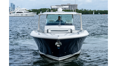 2021 TIARA YACHTS 38 LS - photo 1