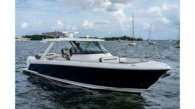2021 TIARA YACHTS 38 LS - photo 26