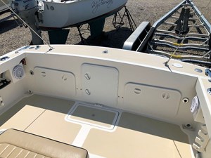 2003 HUNT YACHTS Surfhunter 25 - photo 12