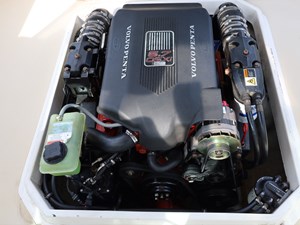 2003 HUNT YACHTS Surfhunter 25 - photo 36
