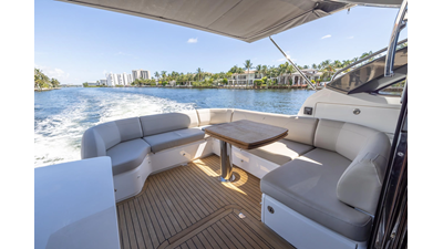 2020 PRINCESS YACHTS V50 - photo 6