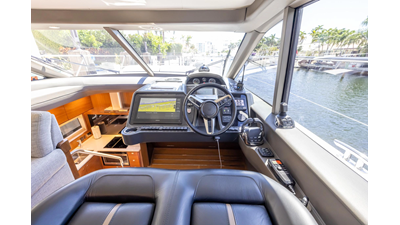 2020 PRINCESS YACHTS V50 - photo 15