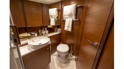 2020 PRINCESS YACHTS V50 - photo 32