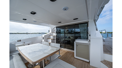 2020 AZIMUT YACHTS Flybridge - photo 13