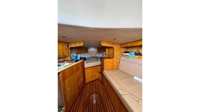 2001 PREDATOR 35 Express - photo 10