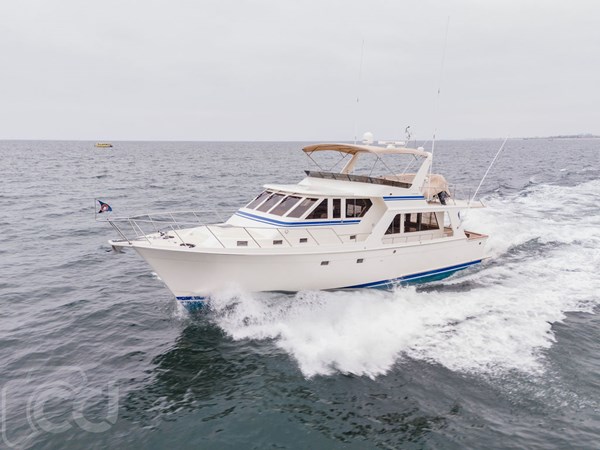 1999 OFFSHORE YACHTS Pilothouse