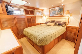 1999 OFFSHORE YACHTS Pilothouse - photo 37