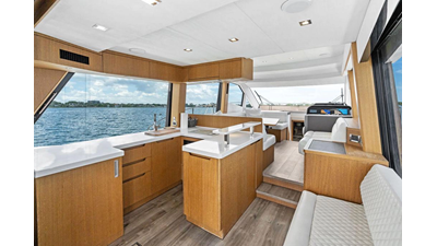 2019 GALEON YACHTS 500 Fly - photo 25