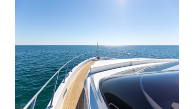 2006 HATTERAS 80 Motor Yacht Skylounge - photo 5
