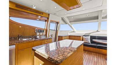 2006 HATTERAS 80 Motor Yacht Skylounge - photo 21