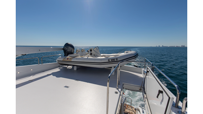 2006 HATTERAS 80 Motor Yacht Skylounge - photo 32