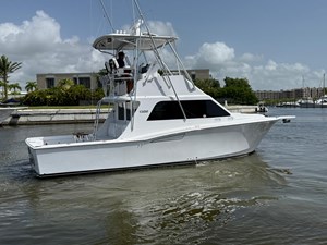 2005 CABO 35 Flybridge - photo 5
