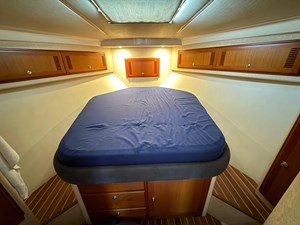 2005 CABO 35 Flybridge - photo 21