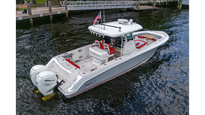2018 BOSTON WHALER 330 - photo 4
