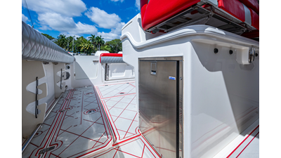 2018 BOSTON WHALER 330 - photo 10