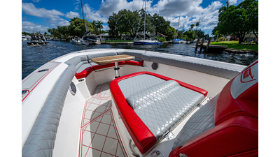 2018 BOSTON WHALER 330 - photo 17