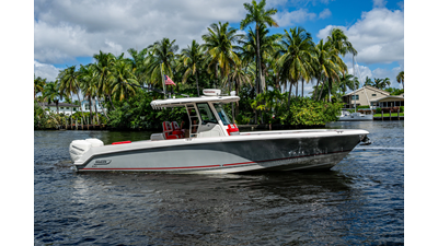 2018 BOSTON WHALER 330 - photo 23