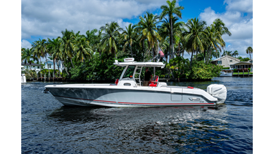 2018 BOSTON WHALER 330 - photo 27