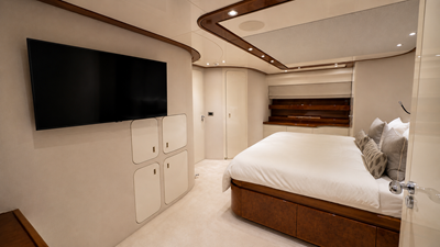 2000 ADMIRAL YACHTS 30 mtr - photo 6
