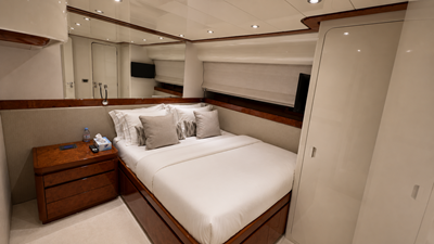 2000 ADMIRAL YACHTS 30 mtr - photo 9