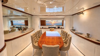 2000 ADMIRAL YACHTS 30 mtr - photo 18