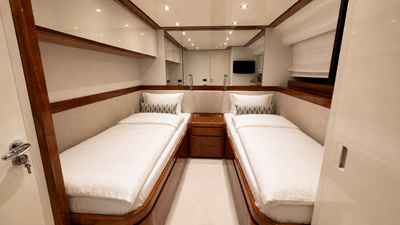 2000 ADMIRAL YACHTS 30 mtr - photo 25