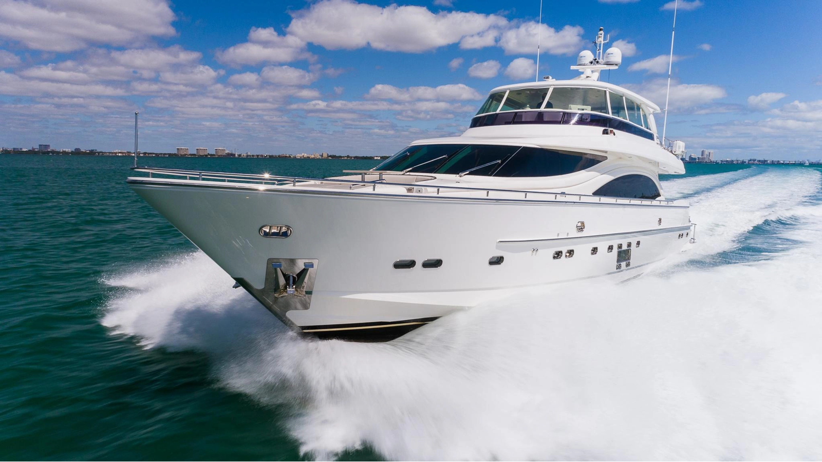 SATORI — 2016 Horizon Yachts E88 — fotoğraf 5