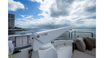 2016 HORIZON YACHTS E88 - photo 14