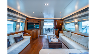 2016 HORIZON YACHTS E88 - photo 23