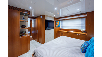 2016 HORIZON YACHTS E88 - photo 33