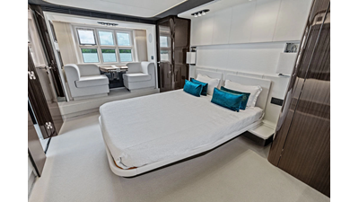 2018 AZIMUT YACHTS 77S - photo 27