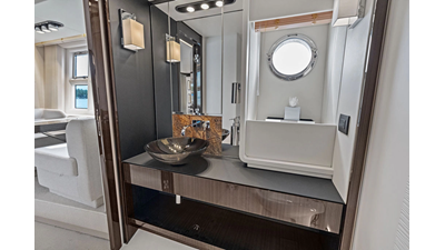 2018 AZIMUT YACHTS 77S - photo 30