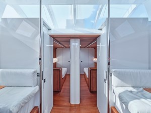 2008 NAUTOR SWAN 82 - photo 27