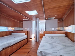 2008 NAUTOR SWAN 82 - photo 32