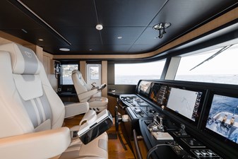 2027 MAJESTY  - photo 23