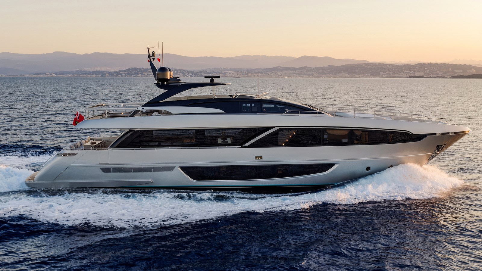 yacht-image