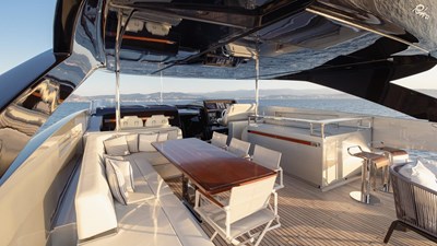 2020 RIVA YACHT Riva 100 Corsaro - photo 12