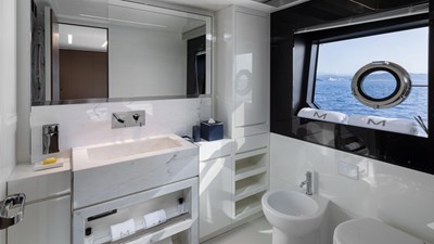 2020 RIVA YACHT Riva 100 Corsaro - photo 26