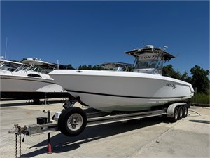 35' DONZI 2003 ZF 483630