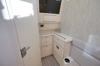 2024 HCB 2024 HCB 42 Lujo - photo 11