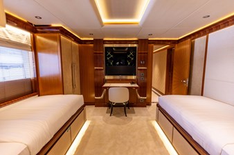 2017 MAJESTY 155 - photo 36